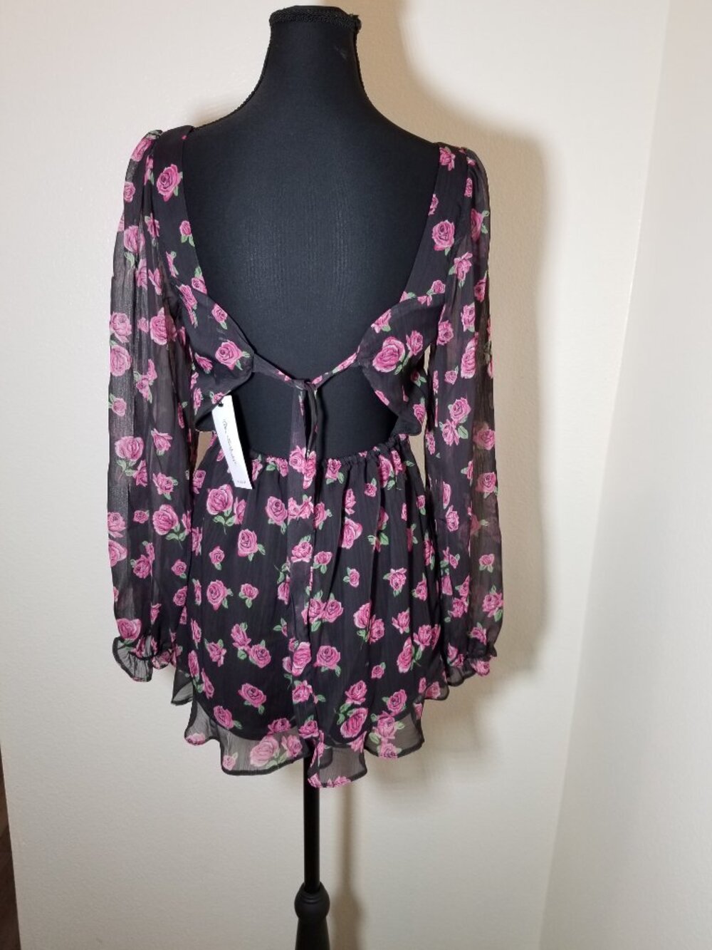 Miss Selfridge Black Floral Short Romper Sz 4 Whimsy Fairy Festival Coquette NWT - Picture 3 of 11